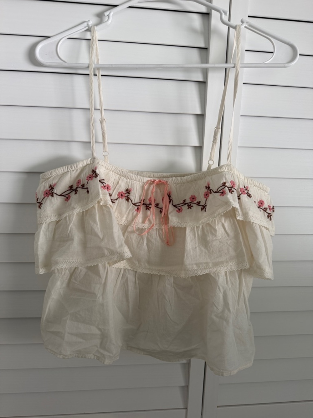 American Eagle Outfitters Cream Ruffle Camisole with Pink Floral Embroidery